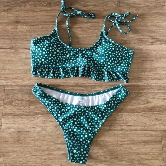 SHEIN Other - Shein Ditsy Floral Bikini NWOT